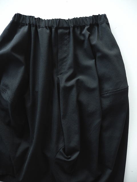 BLACK COMME des GARCONS【ブラック コム デ ギャルソン】正規取り扱い